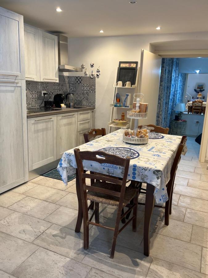 Handy Suite Idromassaggio Brindisi Bagian luar foto